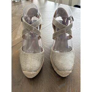 Bettye Muller Katy Espadrille Wedge Size 38 Resort Wear